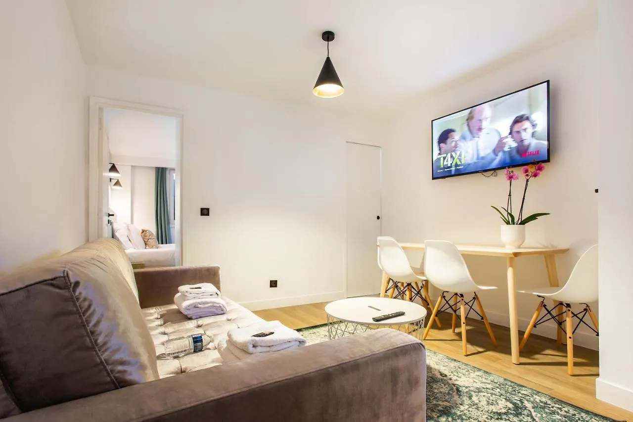 Cmg - Tour Eiffel Champs De Mars Apartment Paris