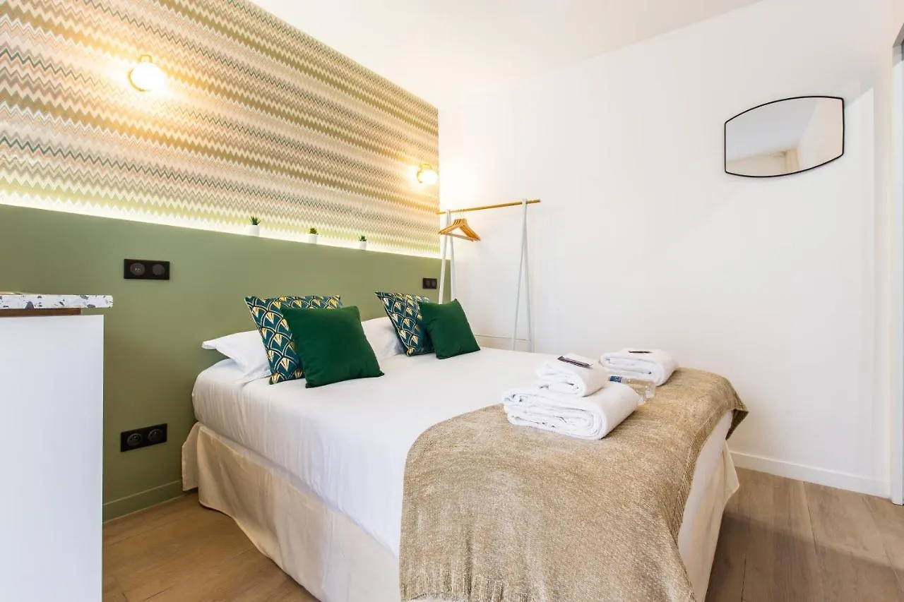 Cmg - Tour Eiffel Champs De Mars Apartment Paris France