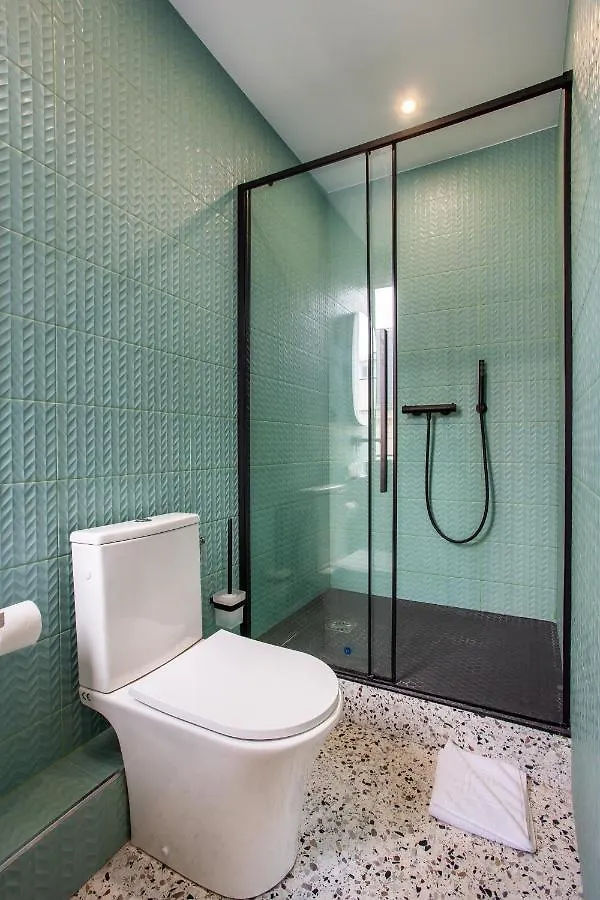 Appartement CMG - Tour Eiffel Champs de Mars à Paris 0*,  France